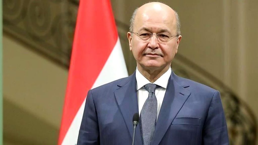 فارس فهمي لـ«المال»: فرقة «أجيالنا» مشروعي الموسيقي المقبل
