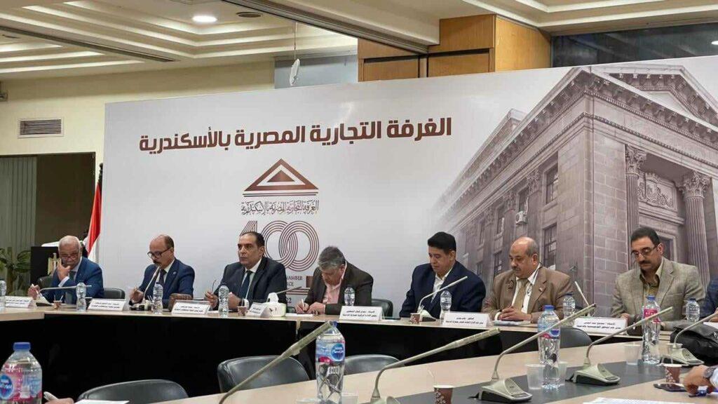 «الجمارك» تعقد اجتماعًا مع مستخلصي الإسكندرية لحل مشكلات المنافذ