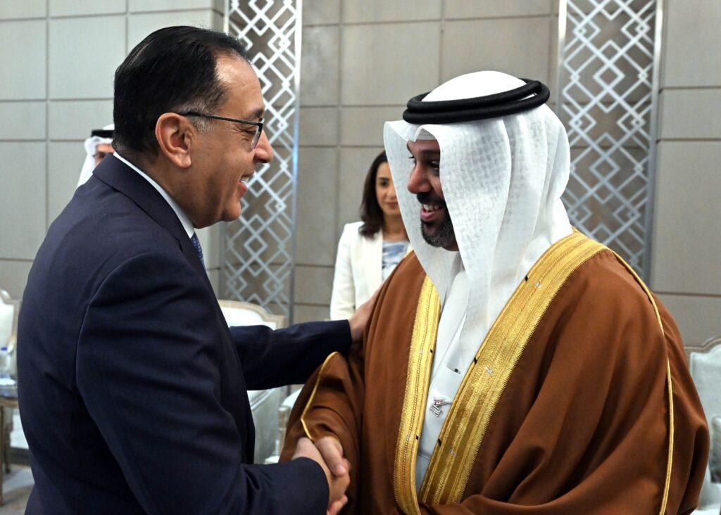 رئيس الوزراء يبحث مع وزير المالية البحريني زيادة الاستثمارات بقطاع «الألومنيوم»