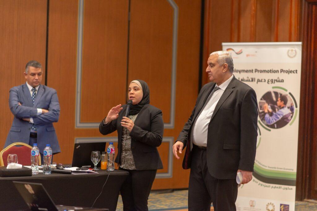 «الوكالة الألمانية» تناقش مع مصانع الجلود أهمية التحول بالتعليم الفني نحو الاقتصاد الأخضر 