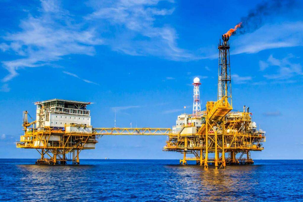 مجموعة أويل سيرف النيجيرية: مصر تشهد تطورا كبيرا بقطاعي النفط والغاز