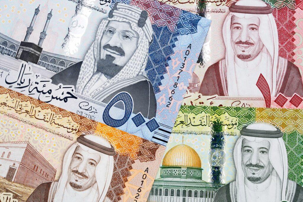 سعر الريال السعودي اليوم الأحد 25-2-2024 أمام الجنيه بنهاية التعاملات