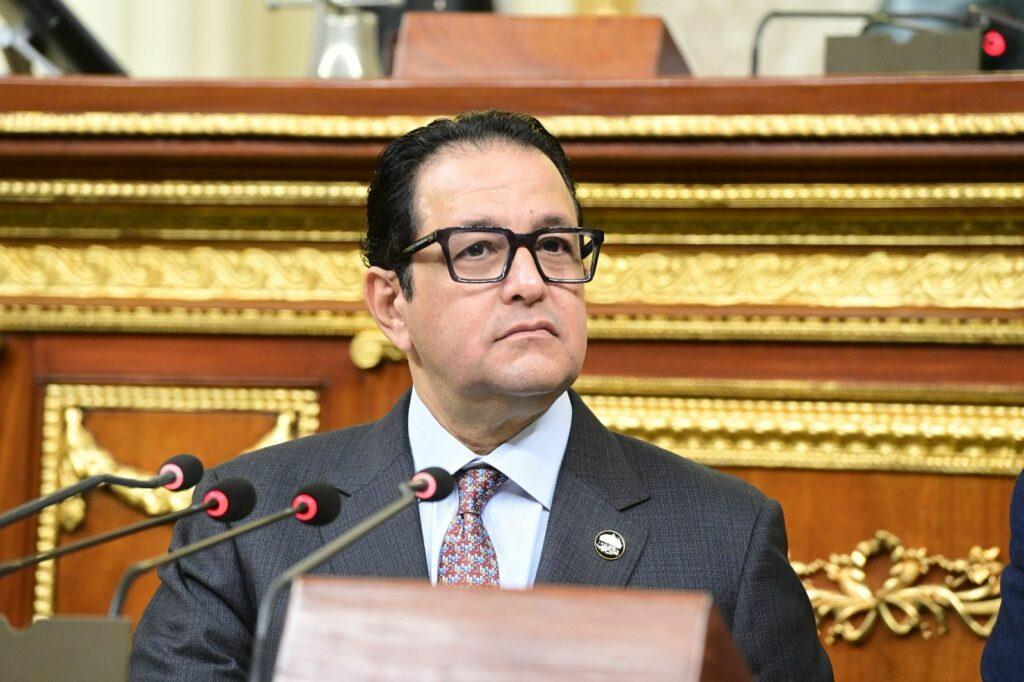 بـ460 مليون دولار.. النواب يقر اتفاقية توريد 320 عربة قطار للخطين الثانى والثالث لمترو القاهرة