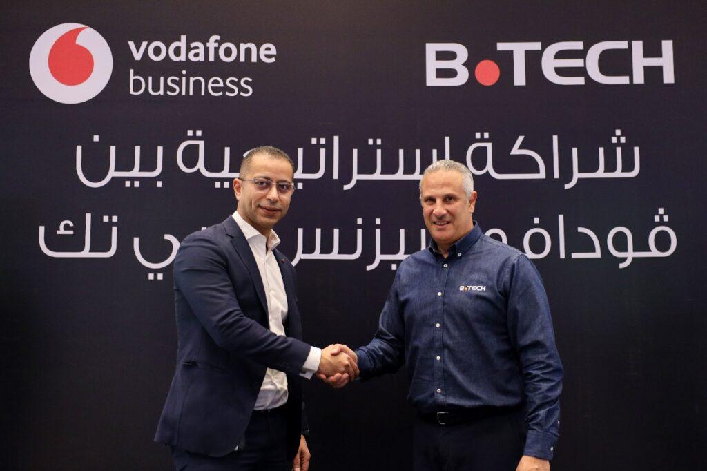«بي تك» و«فودافون بيزنس» توقعان شراكة لتدعيم التحول الرقمي في قطاعي التجزئة والتمويل الاستهلاكي