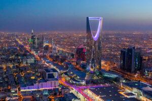 رويترز: تراجع نمو القطاع غير النفطي في السعودية خلال نوفمبر