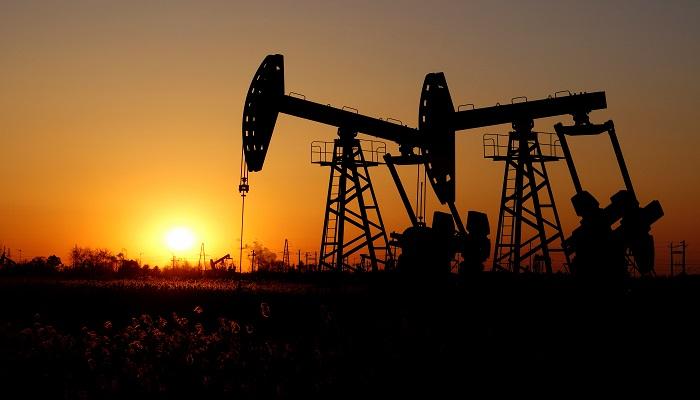 أسعار النفط وسط توترات الشرق الأوسط.. خام برنت يهبط إلى 82.97  دولار