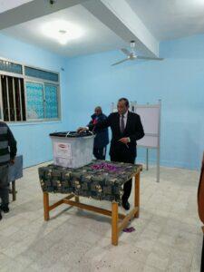 رئيس هيئة موانئ البحر الأحمر يدلى بصوته في الانتخابات الرئاسية