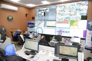 محافظ الإسماعيلية يترأس غرفة العمليات الرئيسية بمقر الشبكة الوطنية للطوارئ و السلامة العامة