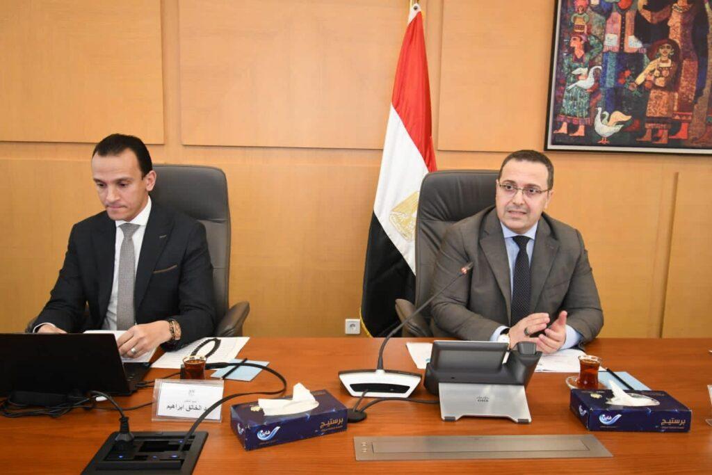 مسئولو «الإسكان» يناقشون مع المطورين آليات تنفيذ المبادرة المقترحة لتصدير العقار المصري