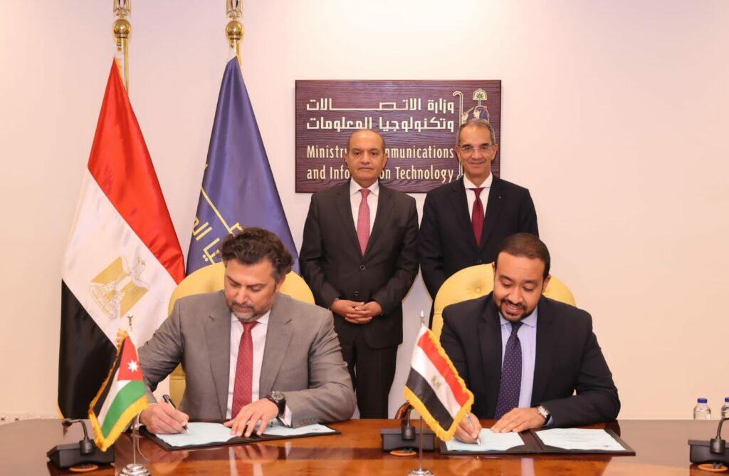 اتفاق مصر والأردن على إنشاء أول كابل بحري لربط الاتصالات منذ 25 عاما