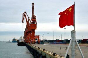 نمو الصادرات والواردات الصينية بأكثر من المتوقع في يناير وفبراير