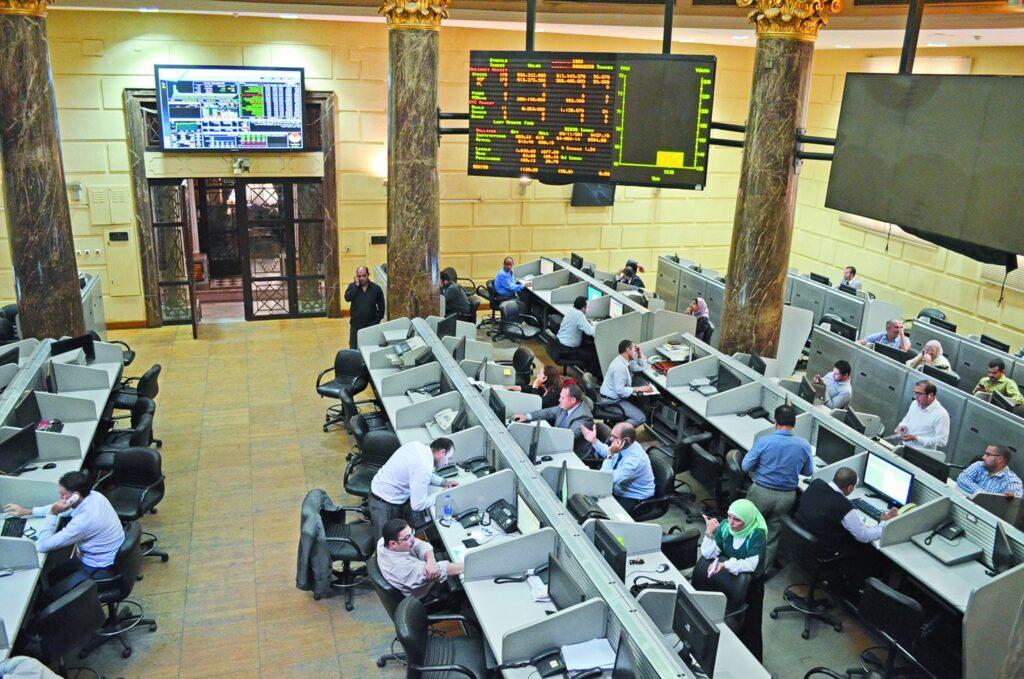 الأخضر يكسو مؤشرات البورصة المصرية بداية تعاملات اليوم