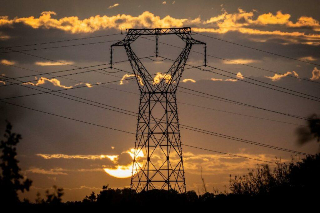 مصادر: 6.5% تراجعًا في استهلاك الكهرباء الليلة.. واستمرار توقف تخفيف الأحمال