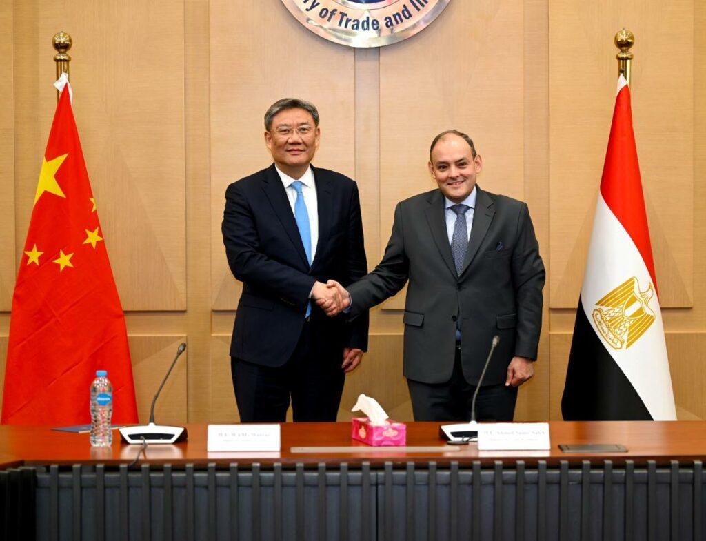 مباحثات بين مصر والصين لإنشاء منطقة صناعية على البحر المتوسط