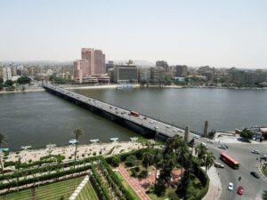 مسح: تراجع القطاع غير النفطي في مصر للشهر الـ 38 على التوالي