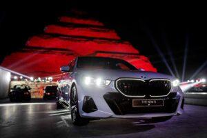 إطلاق BMW الفئة الخامسة الجديدة كليا وi5 الكهربائية (صور)