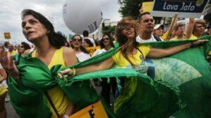 مطالب العمال بزيادة الأجور تجبر «المركزي البرازيلي» على تأجيل التقرير الاقتصادي الرئيسي