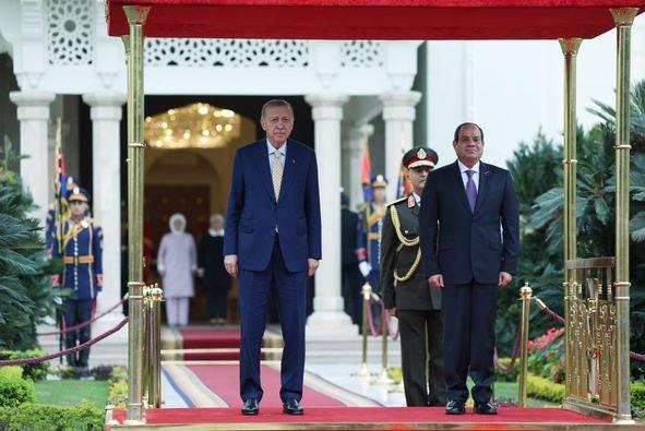 السيسي وأردوغان يوقعان اتفاقية إعادة تشكيل مجلس التعاون الاستراتيجي المشترك