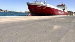 تداول 18 ألف طن و896 شاحنة بضائع عامة بموانئ البحر الأحمر