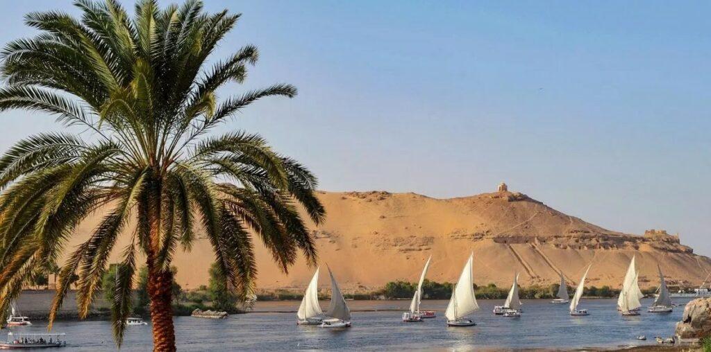 درجات الحرارة اليوم الإثنين 1-4-2024 في مصر