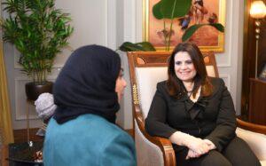 وزيرة الهجرة تتفق مع سفيرة البحرين على التذليل المشترك لصعوبات جاليات البلدين