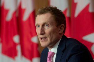 وزير كندي يطالب بإنهاء اعتماد بلاده على العمالة الأجنبية الرخيصة