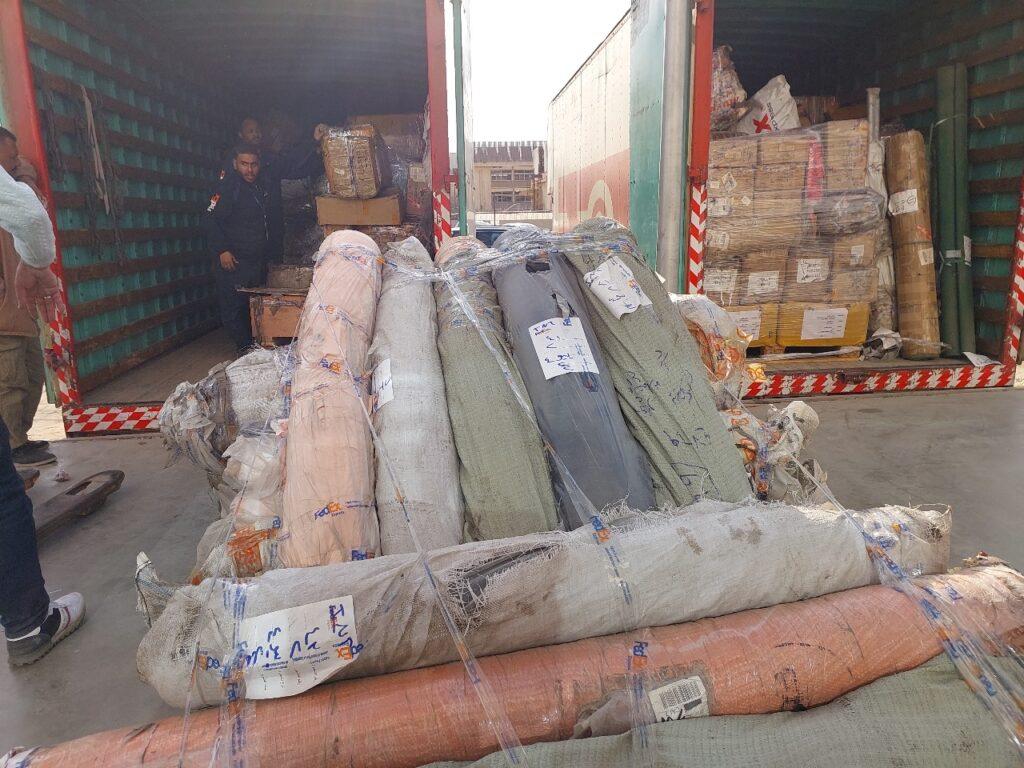 جمارك الإسكندرية ترصد البضائع الراكدة والتي تركها أصحابها بالميناء