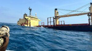 الجيش الأمريكي يؤكد غرق السفينة «روبيمار» بعد هجوم حوثي