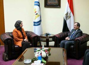 «الملا» يتفق مع سفيرة البحرين على إعداد مذكرة بإمكانيات شركات البترول المصرية والفرص المتاحة بالقطاع