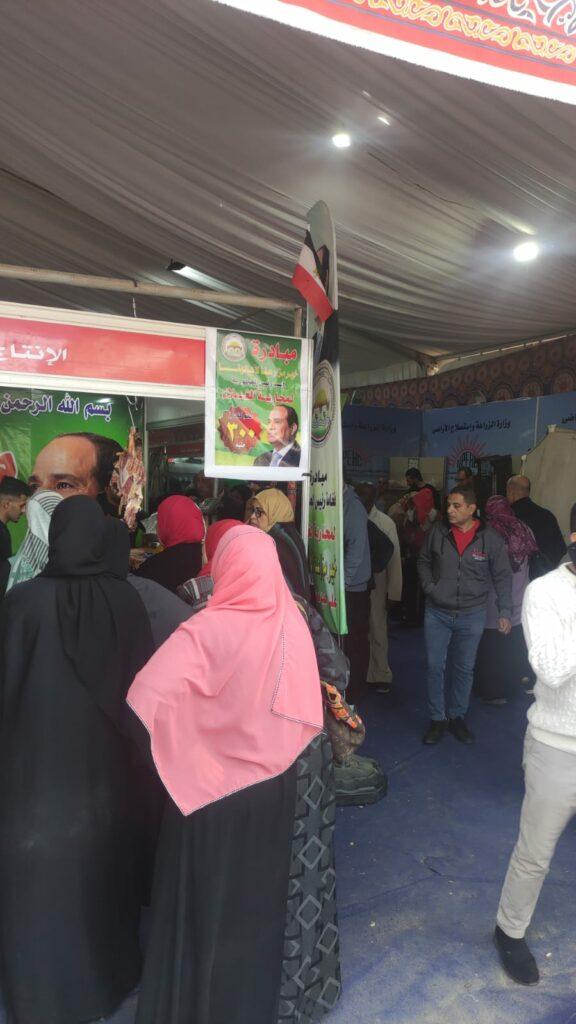 الزراعة: معرض «خير مزارعنا لأهالينا» يشهد إقبالا من المواطنين خلال ثاني أيام شهر رمضان