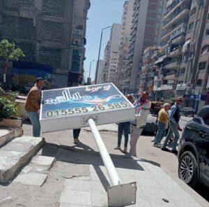 إزالة 590 إعلانا مخالفا في أحياء الإسكندرية خلال شهر مارس