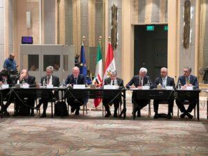 «شاكر» يناقش الربط الكهربائي مع إيطاليا لتصدير الطاقة وجذب الاستثمارات إلى مصر
