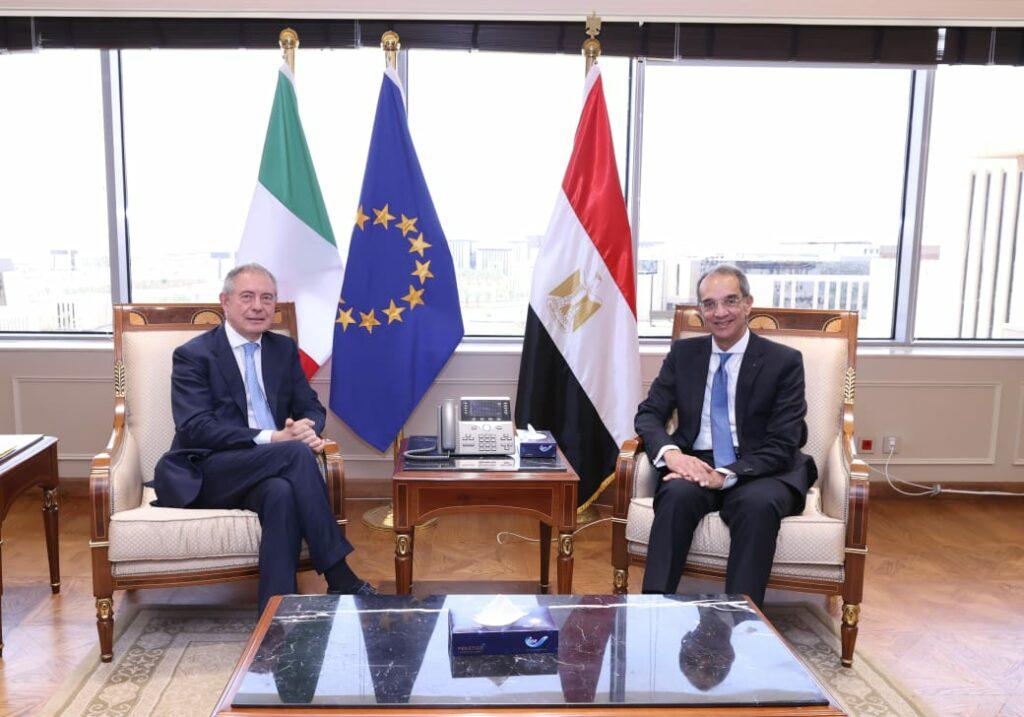الاتفاق بين مصر وإيطاليا على إقامة مركز للذكاء الاصطناعي في القاهرة لخدمة القارة الأفريقية