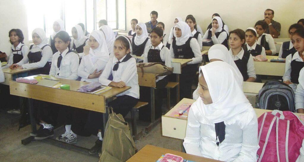تقرير حكومى: 20% انخفاضاً فى أعداد المدرسين بالقاهرة