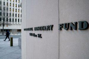 صندوق النقد الدولي يحذر من عودة جبال الديون في إيطاليا وفرنسا للارتفاع