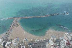 «حماية الشواطئ» تبحث موقف مشروع حماية ساحل الإسكندرية مع «المقاولون العرب»