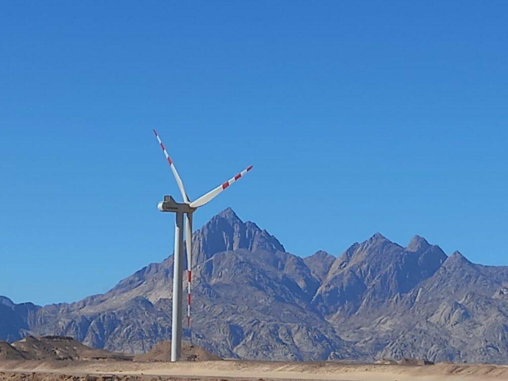 ننشر صور أحدث محطة لطاقة الرياح بخليج السويس بتمويل أوروبي بعد افتتاحها اليوم