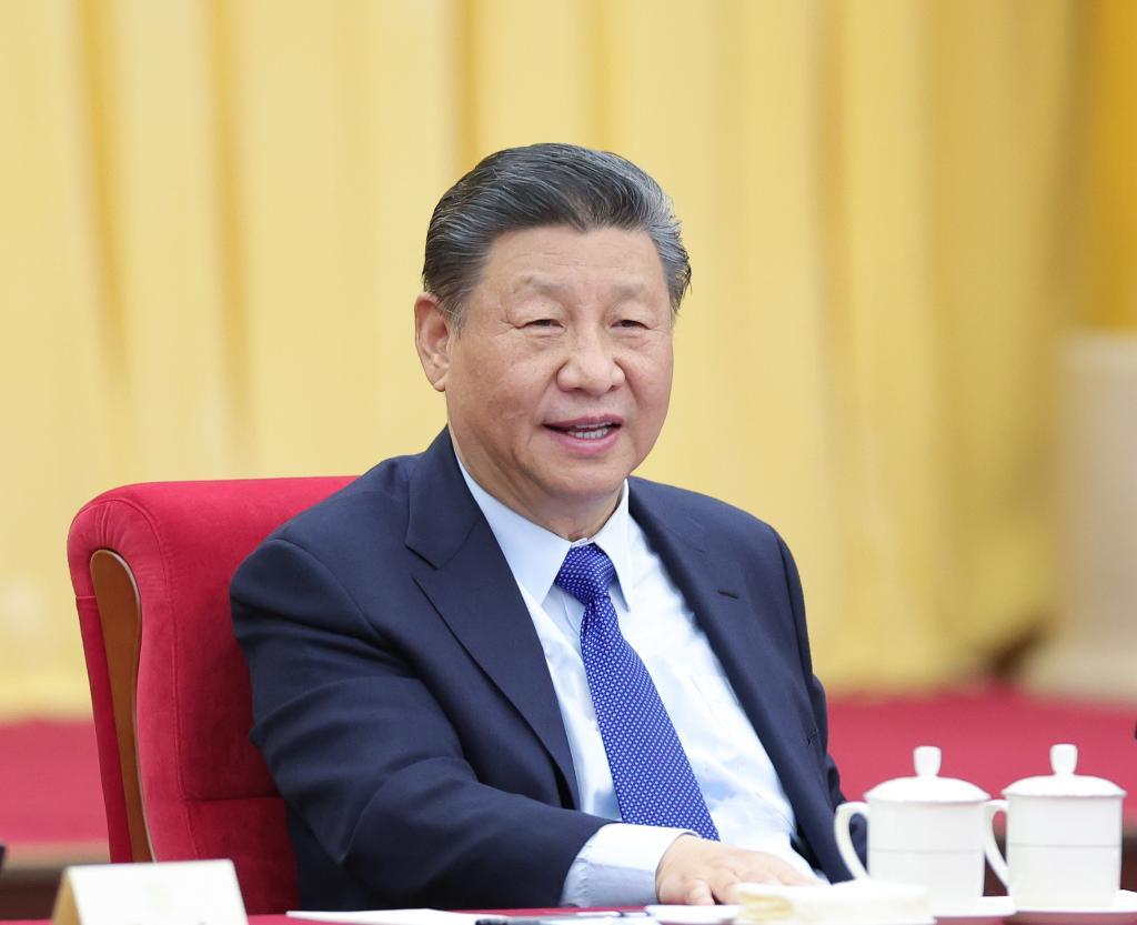 الرئيس الصيني يؤكد أن الصين وكازاخستان رفيقان على درب التحديث