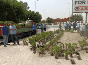 رئيس جهاز الشروق يلتقي حائزي قطع الأراضي المضافة للمدينة للاستماع إلى آرائهم