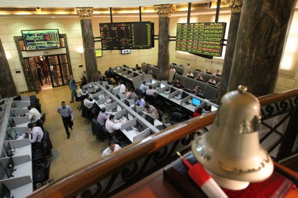 هيمنة محلية على تعاملات البورصة المصرية أمس بحصة 92.5% (جراف)