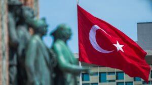 «تراجعت عن تعهد بعدم الزيادة».. تركيا ترفع أسعار الكهرباء 38% من أول يوليو