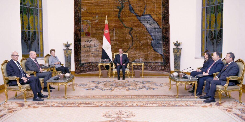 السيسي يؤكد تطلع مصر للاستفادة من الخطط المستقبلية لبنك التنمية الجديد التابع لتجمع «بريكس»