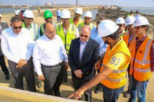 نائب وزير النقل يتابع مراحل تنفيذ مشروعات ميناء دمياط (صور)