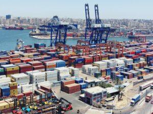 ميناء الإسكندرية يتداول 200 ألف طن بضائع خلال 24 ساعة