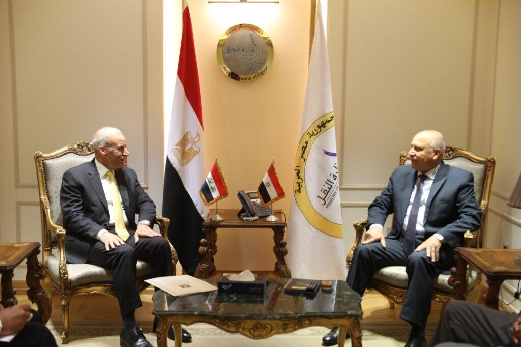 وزير النقل يبحث مع السفير العراقي بالقاهرة تدعيم التعاون بين البلدين