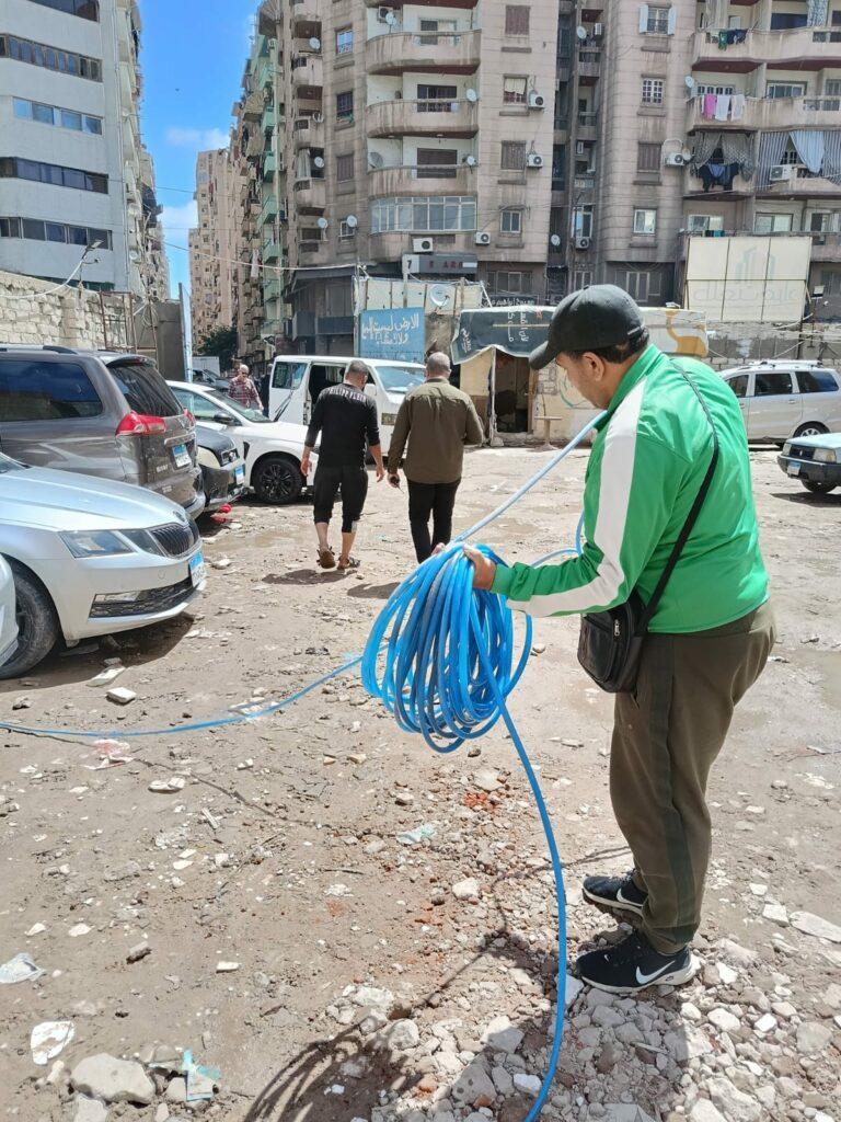 حملات لإزالة التعديات على شبكة مياه الشرب في الإسكندرية