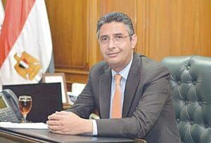 وزير التموين يتفقد مركز خدمة المواطنين باب شرق بالإسكندرية