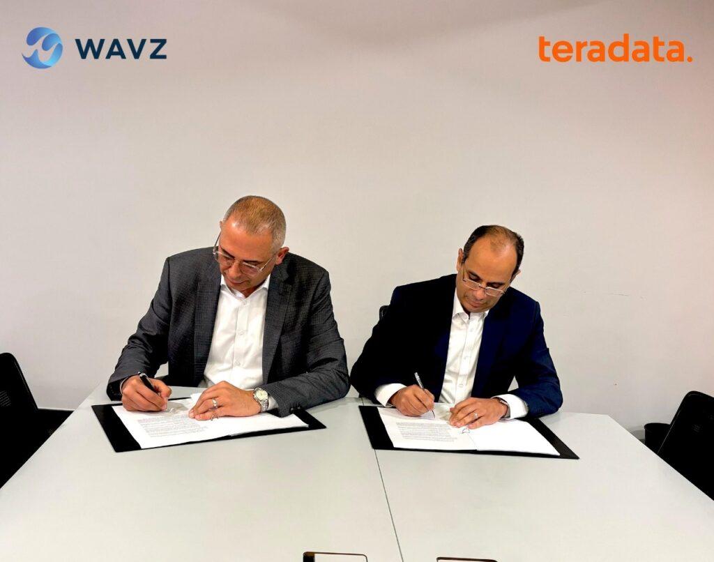 لتمكين الشركات من تحليل البيانات والذكاء الاصطناعي.. WAVZ وTeradata تعلنان عن اتفاقية استراتيجية