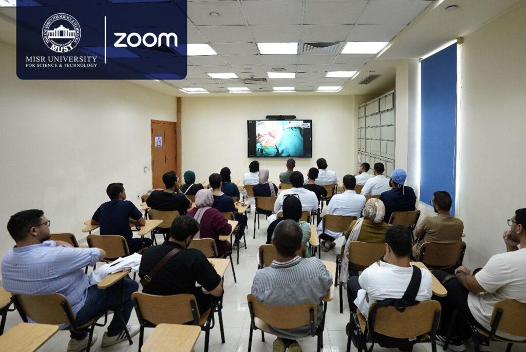 جامعة مصر للعلوم والتكنولوجيا تعقد شراكة مع Zoom لتطوير التعليم الطبي في مصر