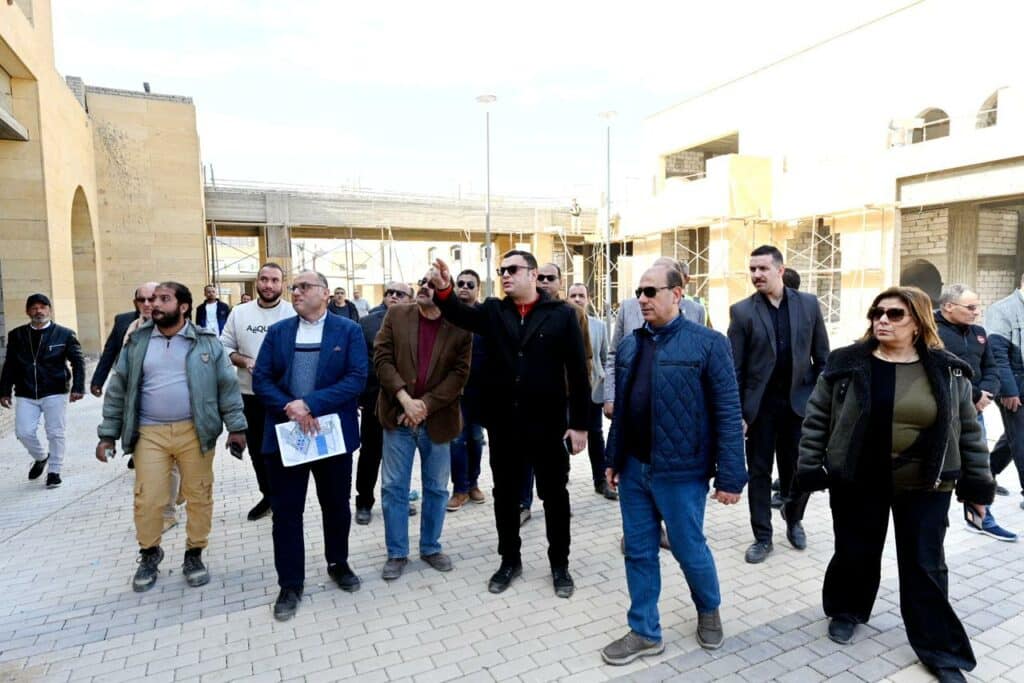 وزير الإسكان يتابع الموقف التنفيذى لمشروع حديقة تلال الفسطاط